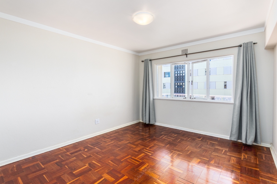 1 Bedroom Property for Sale in Green Point Western Cape